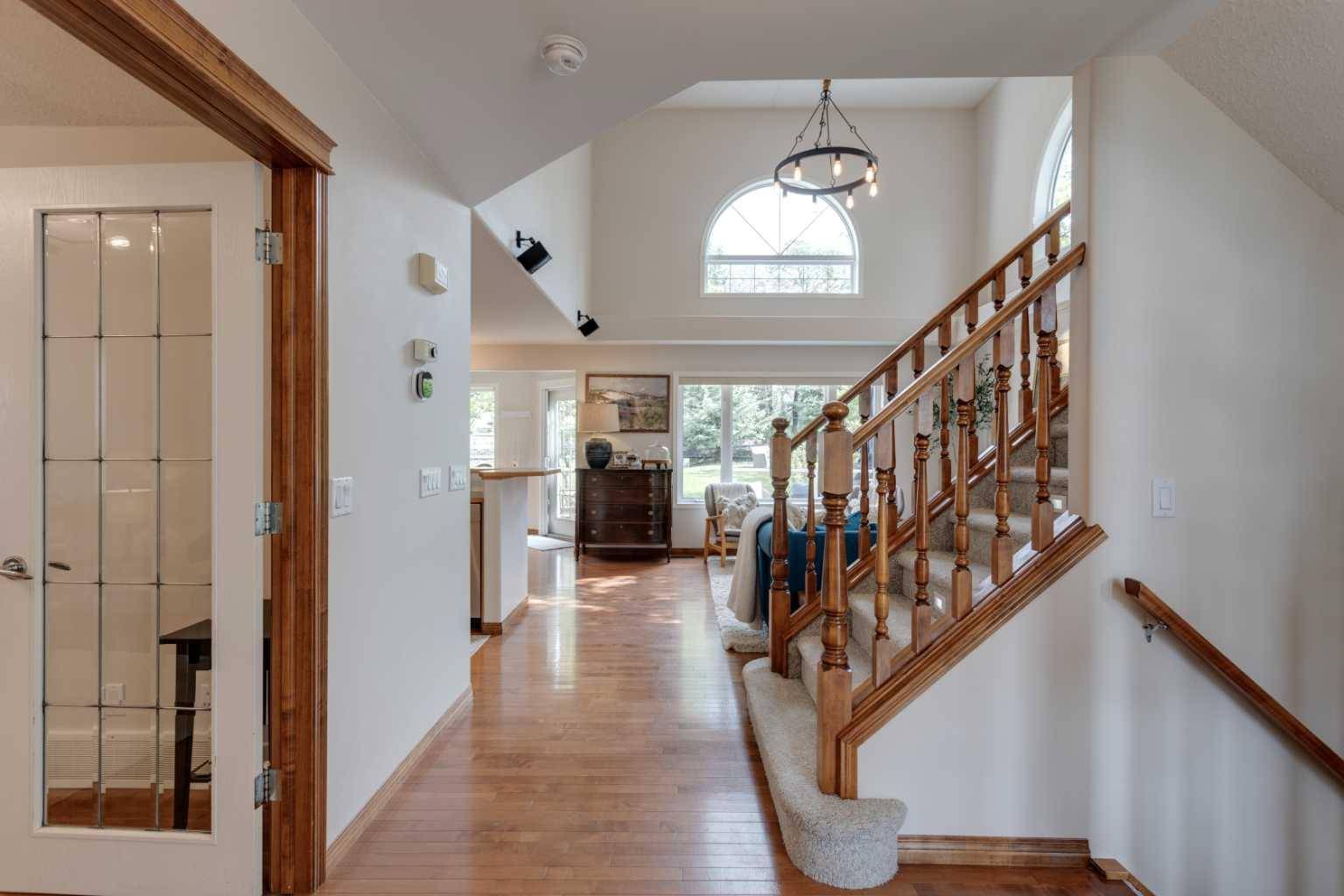 Calgary, AB T3H 3T3,450 Sienna Heights HL SW