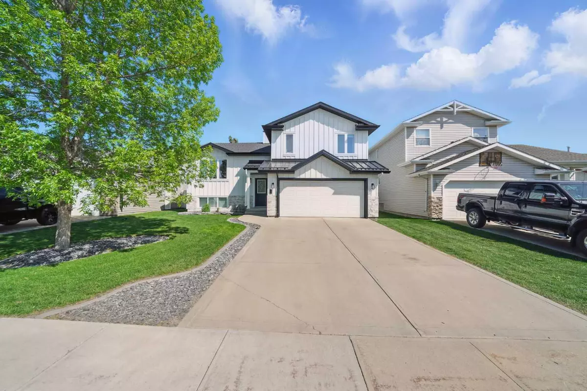 Red Deer, AB T4P 3X8,111 Reichley ST