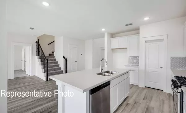 Venus, TX 76084,102 Patrick Henry Drive