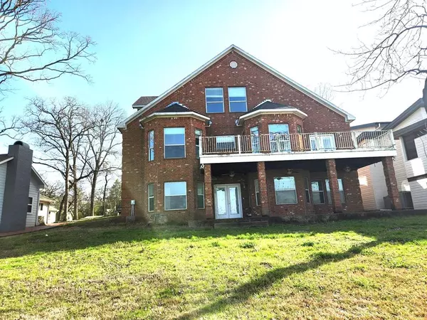 Mabank, TX 75156,180 Shady Shores Drive
