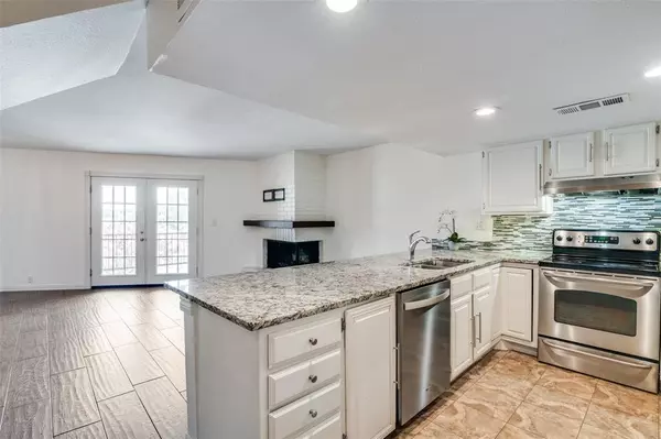 Rockwall, TX 75032,438 Yacht Club Drive #F