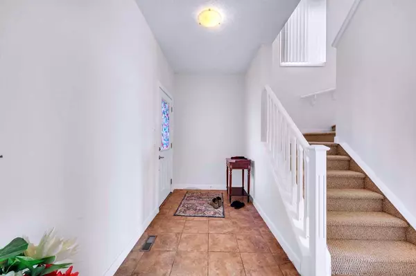 Calgary, AB T3N0T9,116 Skyview Shores MNR NE