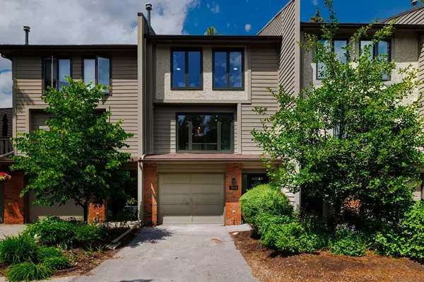 3818 Point Mckay RD Northwest, Calgary, AB T3B 5B8
