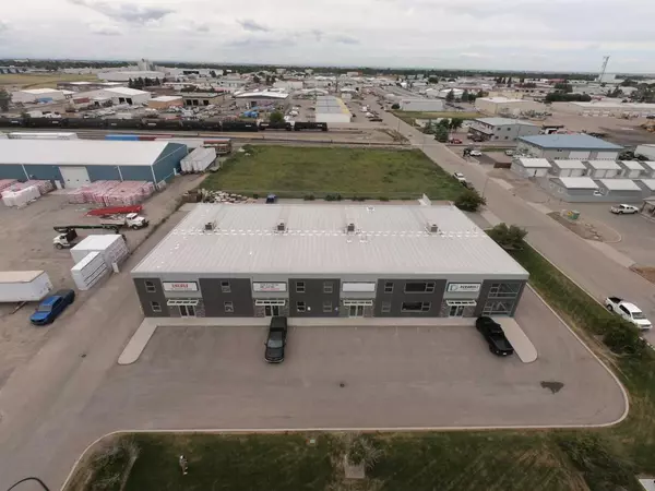 Lethbridge, AB T1H 5L8,3862 14 AVE N #1346 39 St N