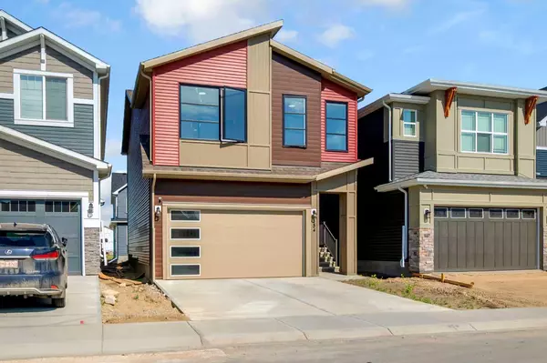 Calgary, AB T2X 5M2,154 Silver Spruce GRV SW