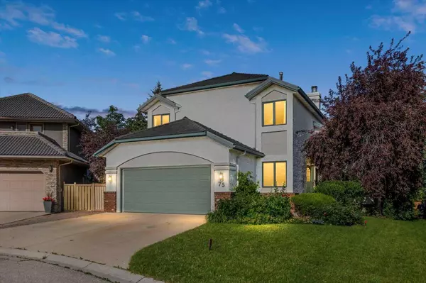 75 Hawkside Close Northwest, Calgary, AB T3G3K6