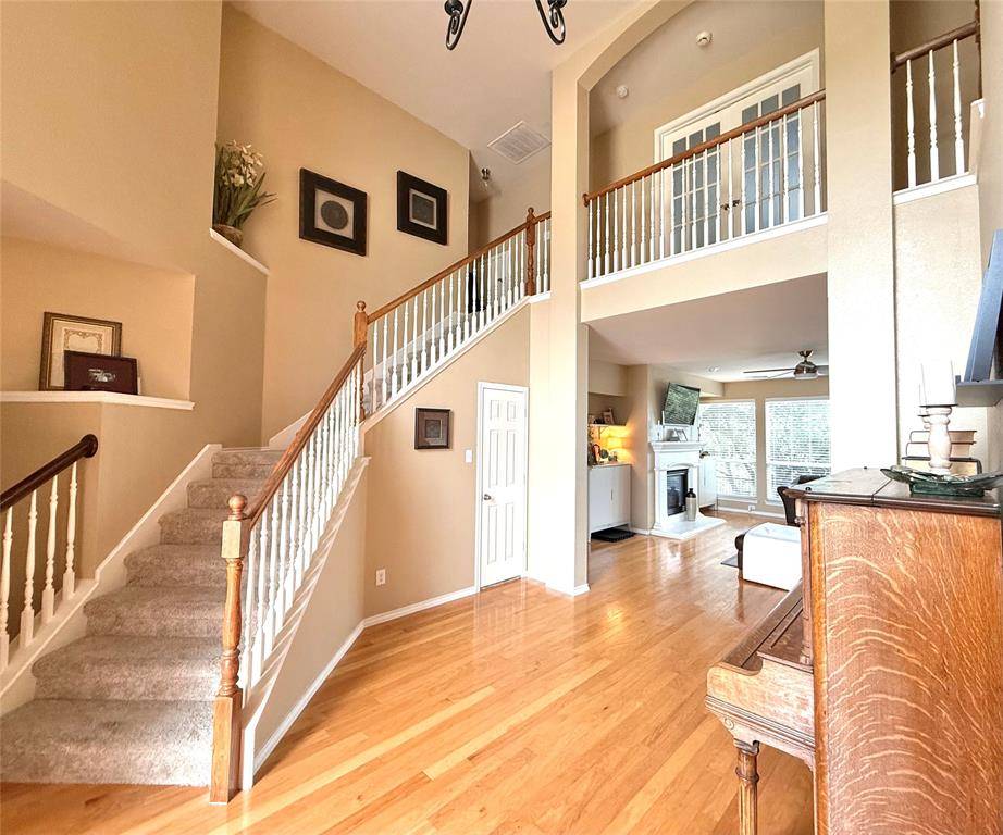 Dallas, TX 75249,8724 Granville Drive