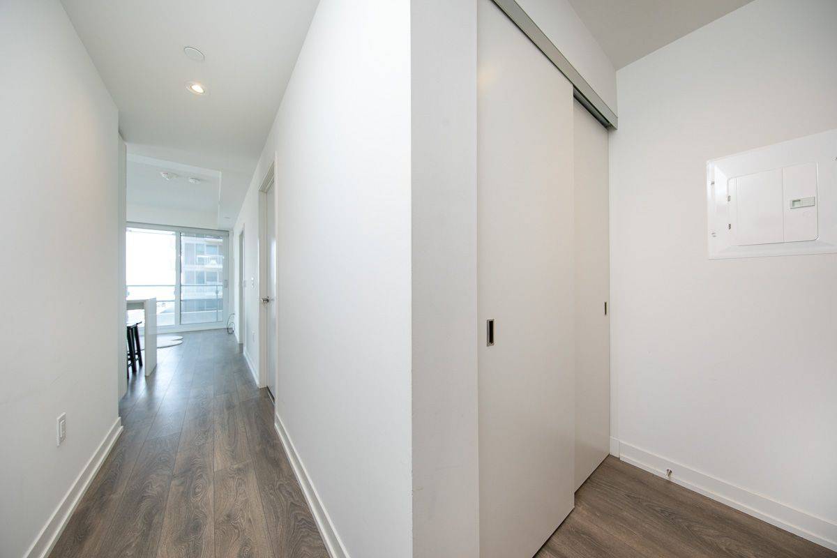 Toronto C08, ON M5E 0C4,15 Lower Jarvis ST #815
