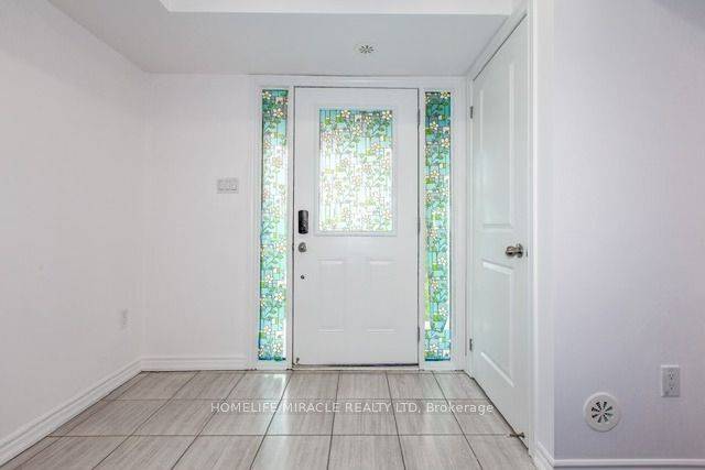Pickering, ON L1X 0E4,2639 Garrison Crossings CRES E #213