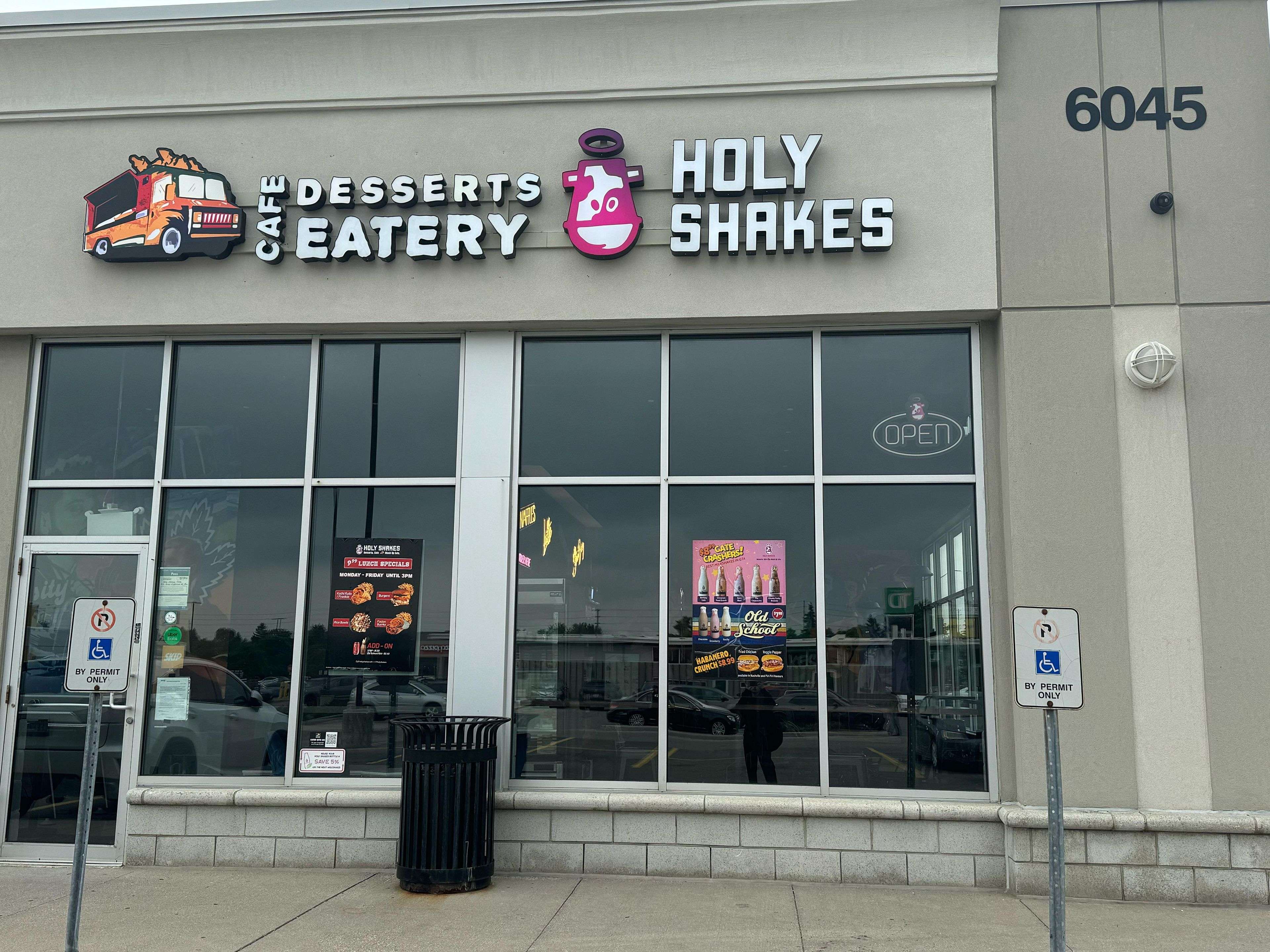 Mississauga, ON L5V 2A8,6045 Creditview RD #F3