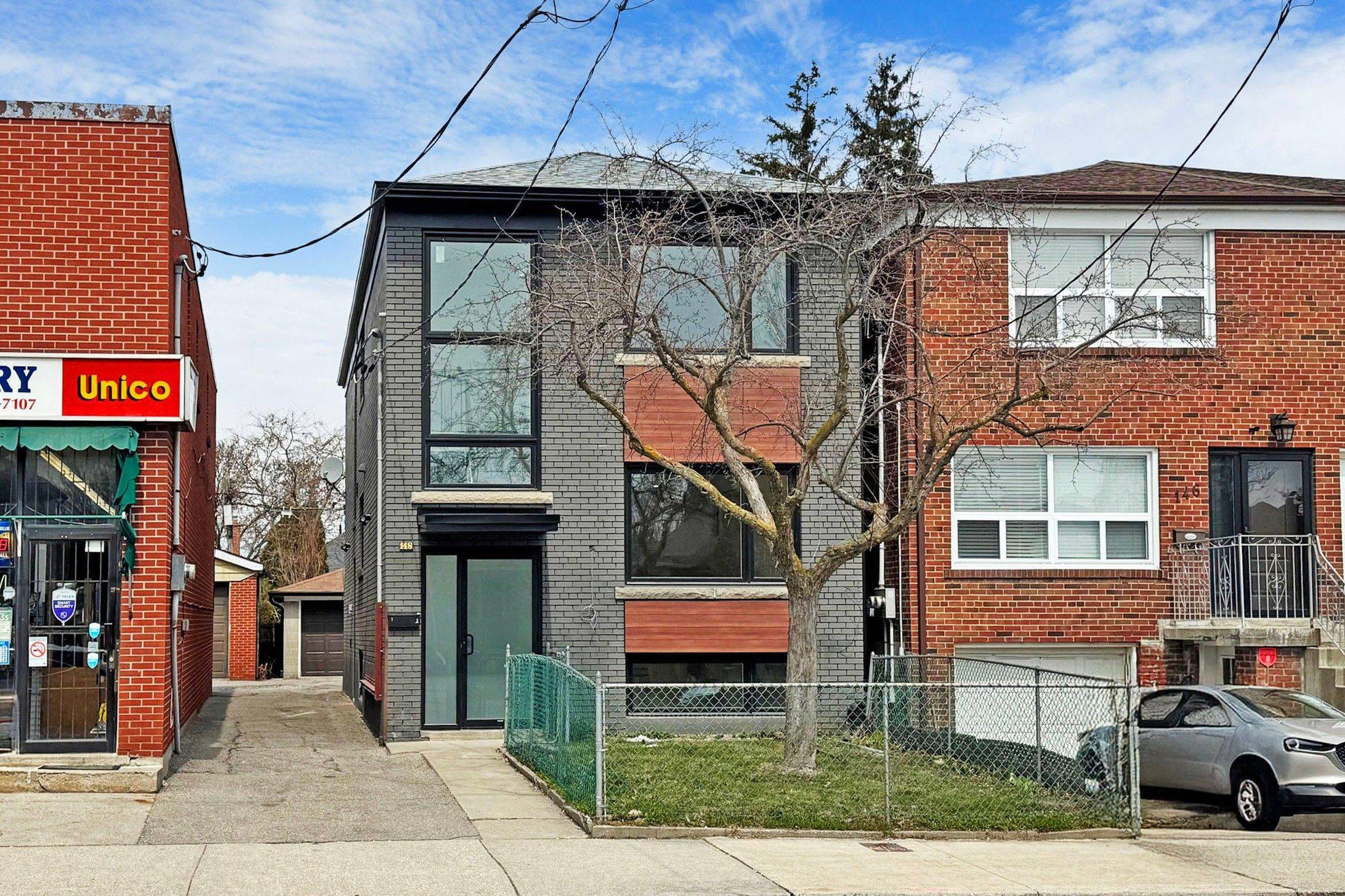 Toronto W03, ON M6N 2S9,148 Lambton AVE