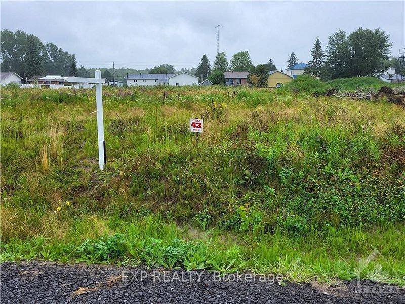 208 DES VIOLETTES ST, Clarence-rockland, ON K0A 2A0