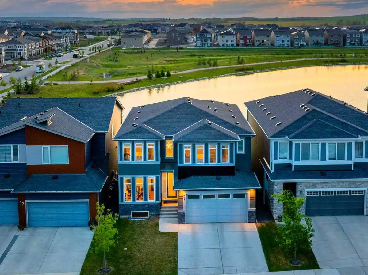 Calgary, AB T3P 1M4,21 Lucas CV Northwest