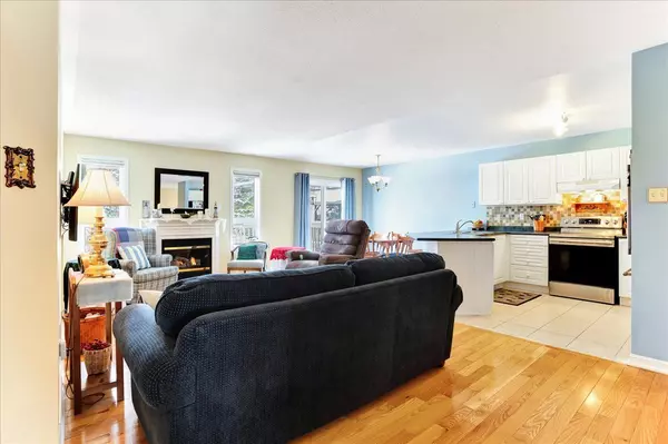 Wasaga Beach, ON L9Z 1S9,13 Masters LN