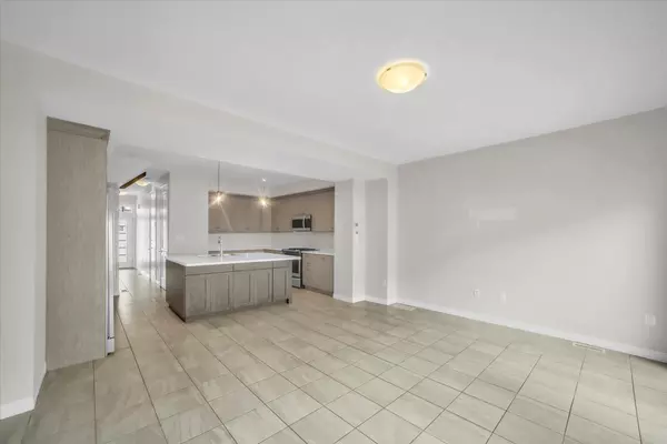 Hamilton, ON L8J 0L4,64 Soho ST