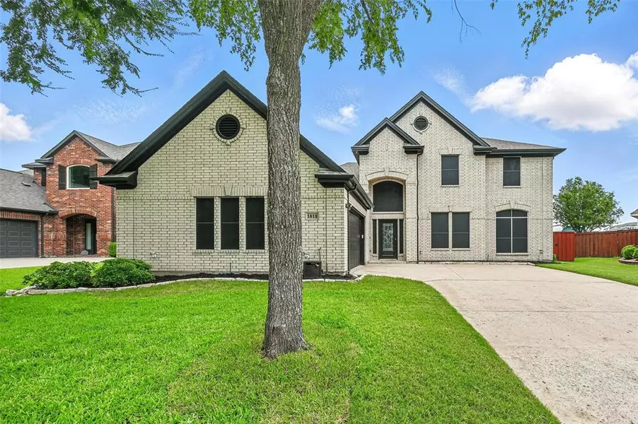 1818 Benedict Court, Rowlett, TX 75088