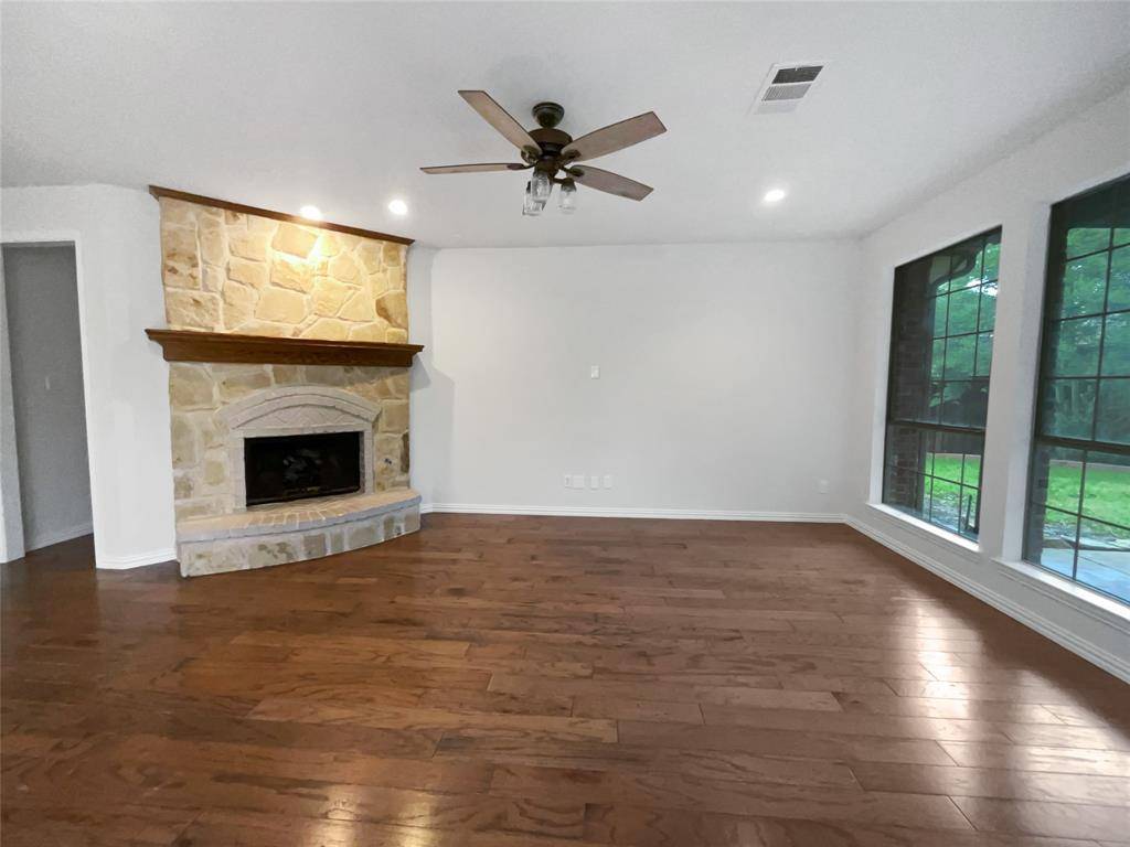 Mckinney, TX 75071,1600 Country Walk Drive