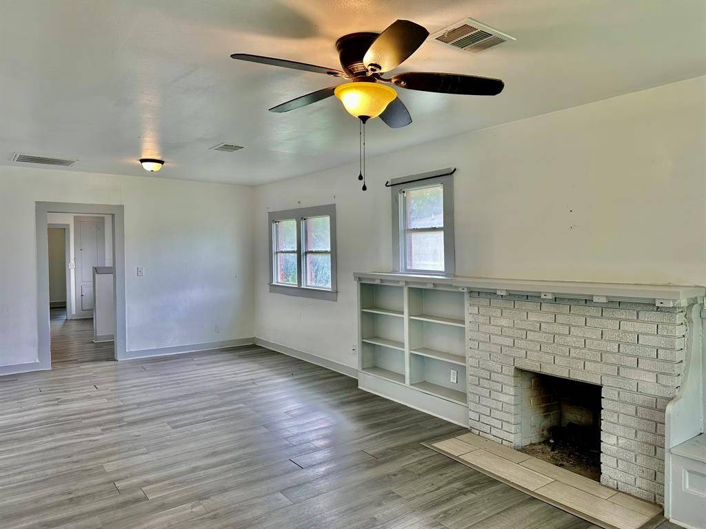 Bridgeport, TX 76426,1203 Thompson Street