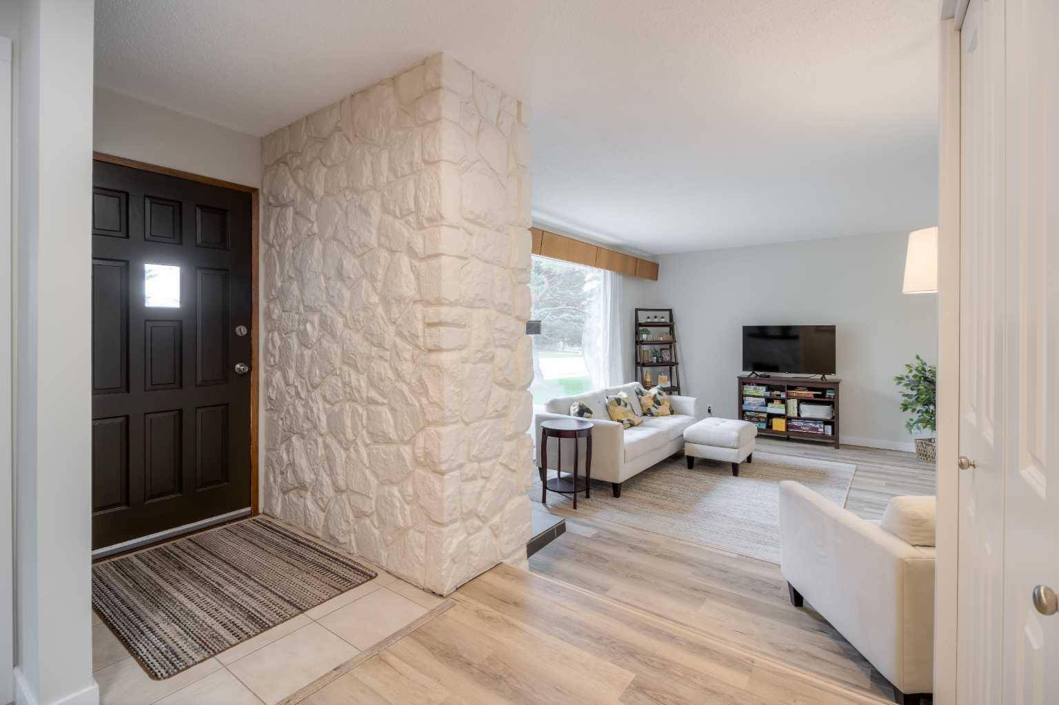 Lethbridge, AB T1K 3M1,1602 Ashgrove RD South