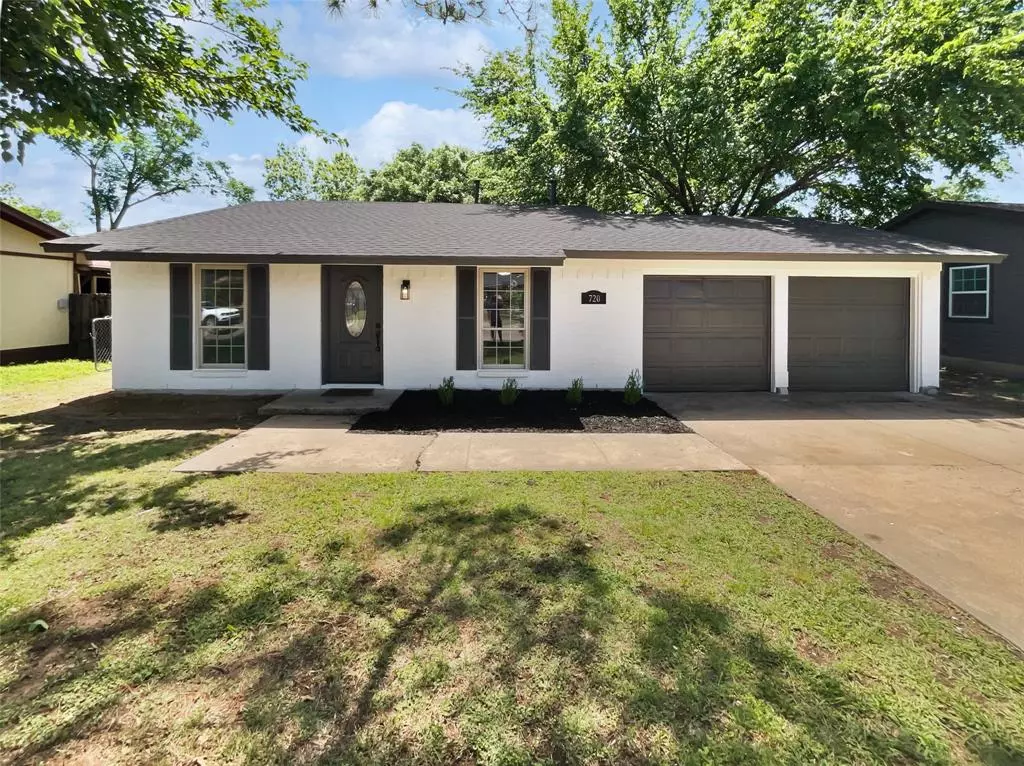 Hurst, TX 76053,720 Tanglewood Drive
