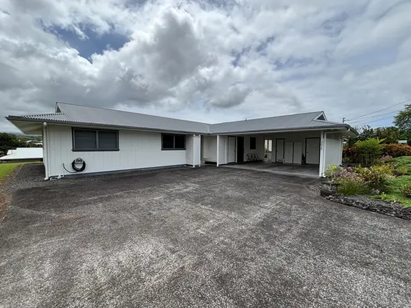 Hilo, HI 96720,2654 WAIANUHEA PL