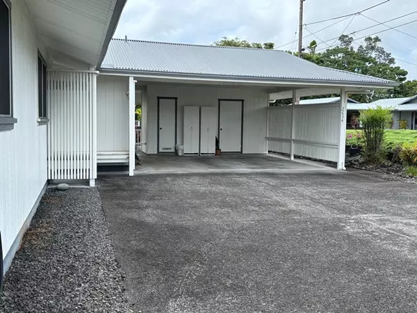 Hilo, HI 96720,2654 WAIANUHEA PL
