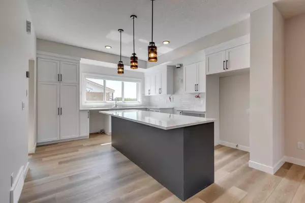 Calgary, AB T2X 5V2,87 Legacy Reach CT Southeast