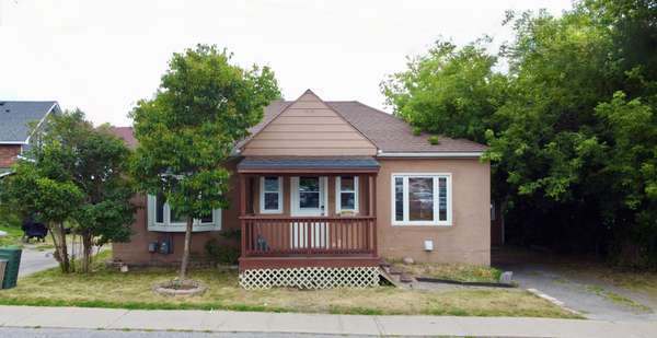 12 Dunlop ST, Orillia, ON L3V 5N9