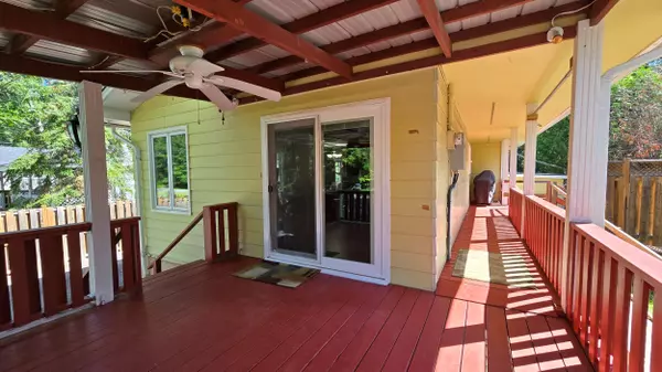Constance Bay - Dunrobin - Kilmaurs - Woodlawn, ON K0A 3M0,266 Baldwin ST