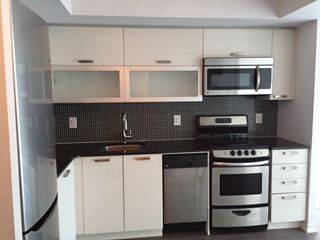 Toronto C01, ON M6J 0C7,36 Lisgar ST #Lph05
