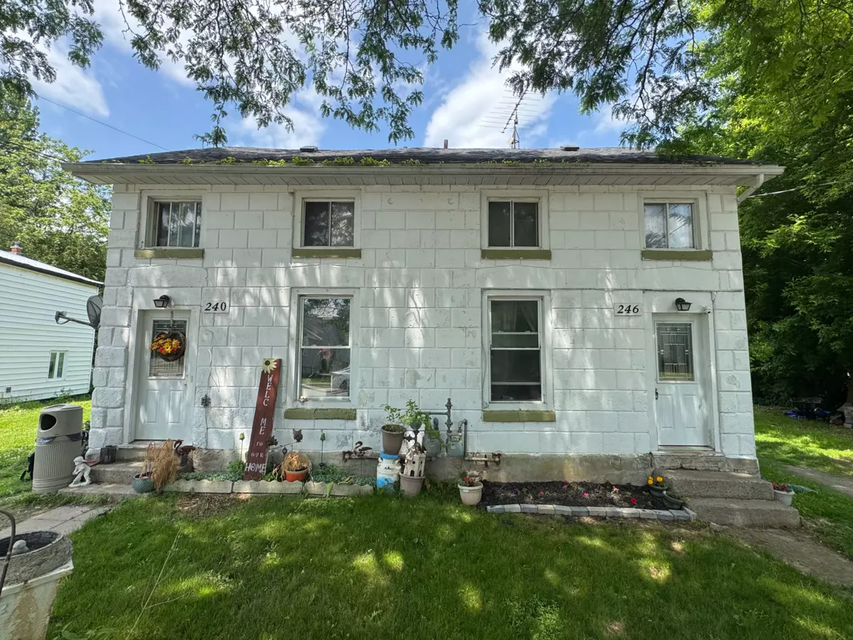 Prescott, ON K0E 1T0,240-246 Wood ST E