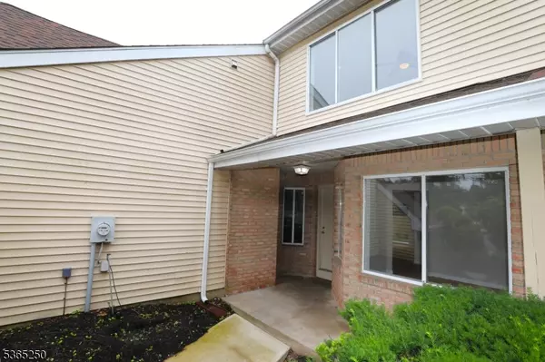 North Brunswick Twp., NJ 08902,117 Nathan Dr #117
