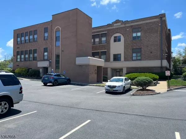 Denville Twp., NJ 07834,124 E Main St