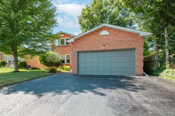 992 Dominion AVE, Midland, ON L4R 1S9