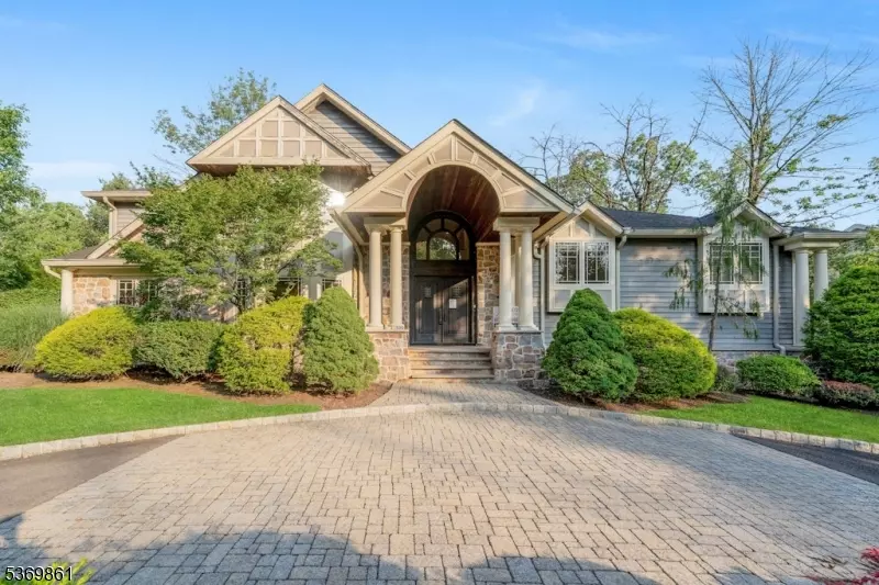 496 White Oak Ridge Rd, Millburn Twp., NJ 07078