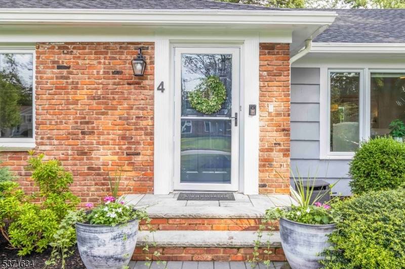 Morris Twp., NJ 07960,4 Allen Dr