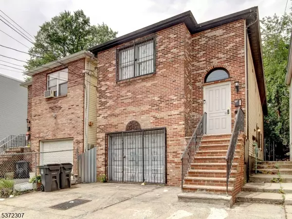 Newark City, NJ 07108,575 Bergen St