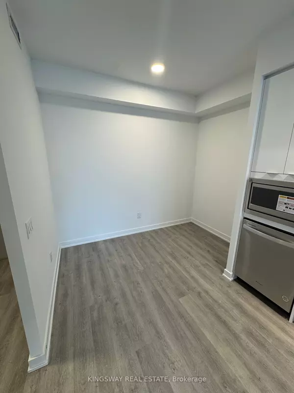 Mississauga, ON L4Z 3X7,5105 Hurontario ST #515