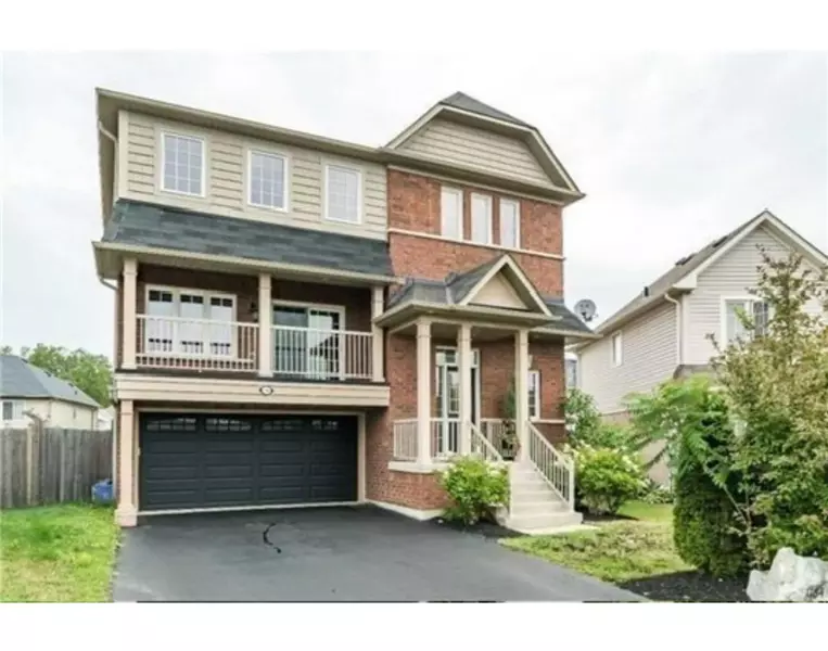1164 Cotswold CT, Oshawa, ON L1K 0A4