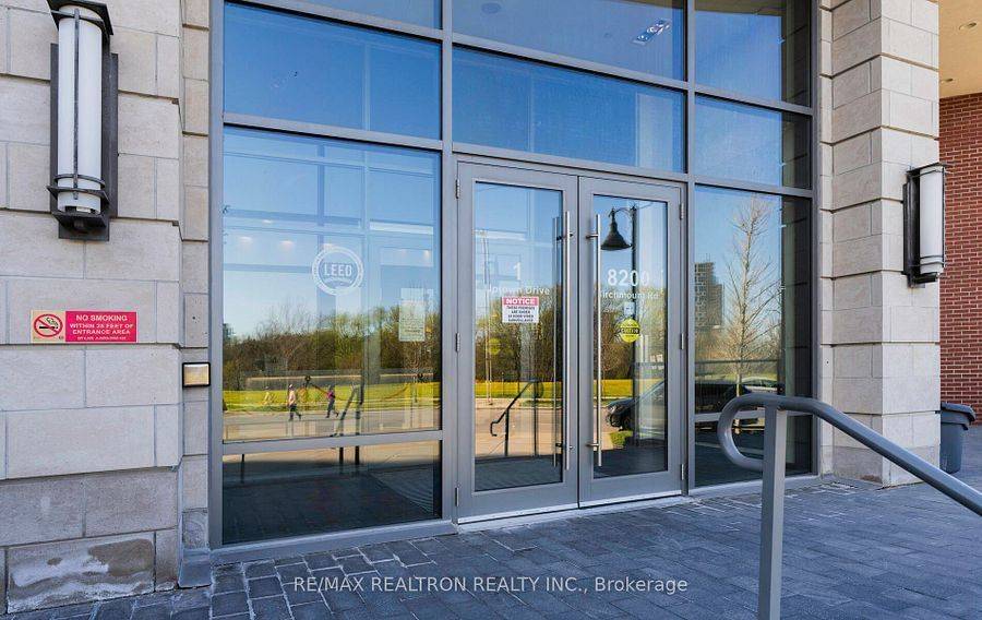 1 Uptown DR #1603, Markham, ON L3R 5C1