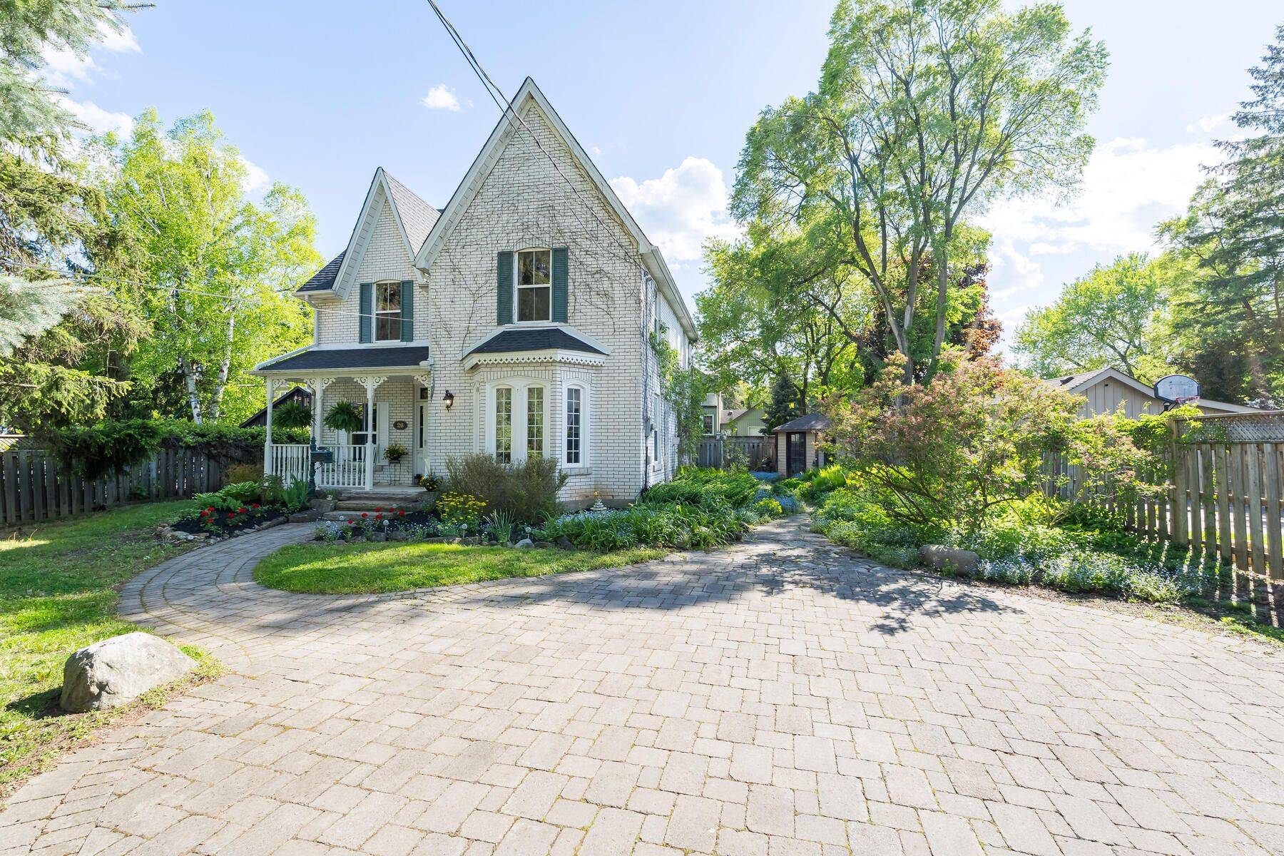 Halton Hills, ON L7G 3R6,26 Confederation ST