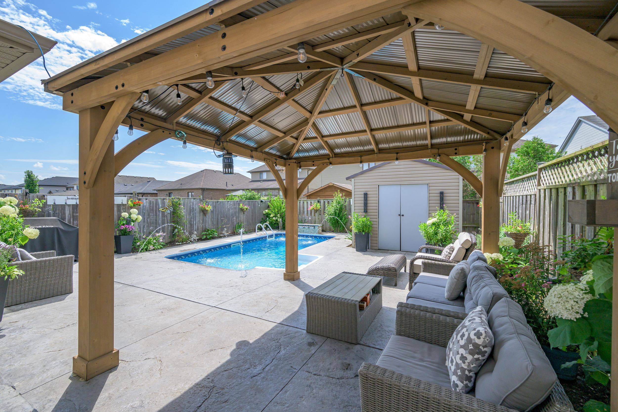 London South, ON N6L 0A9,2875 Lemieux WALK