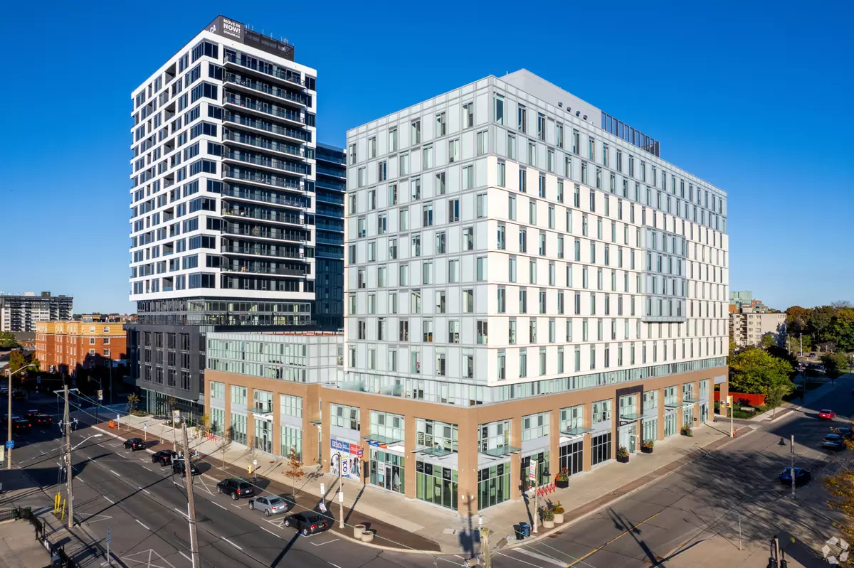 Oshawa, ON L1G 0E6,100 Bond ST E #1205