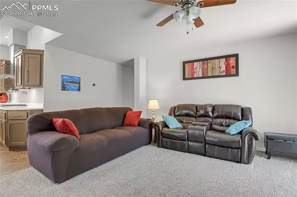 Colorado Springs, CO 80922,7611 Crested Jay PT