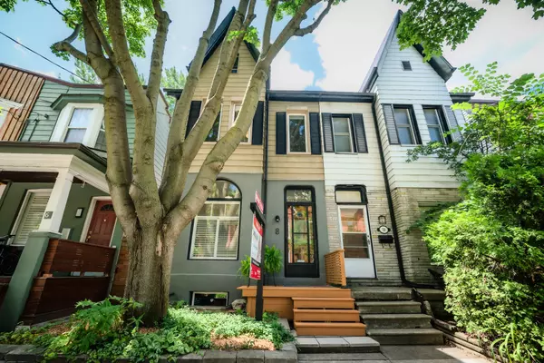 8 Howie AVE, Toronto E01, ON M4M 2J1