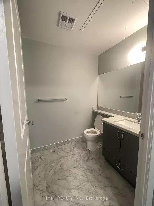 Markham, ON L6G 0B6,151 Upper Duke CRES #112