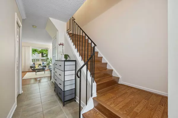 Mississauga, ON L5J 4A6,2315 Bromsgrove RD #101