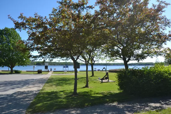 Parry Sound, ON P2A 2B5,21 Prospect ST #10