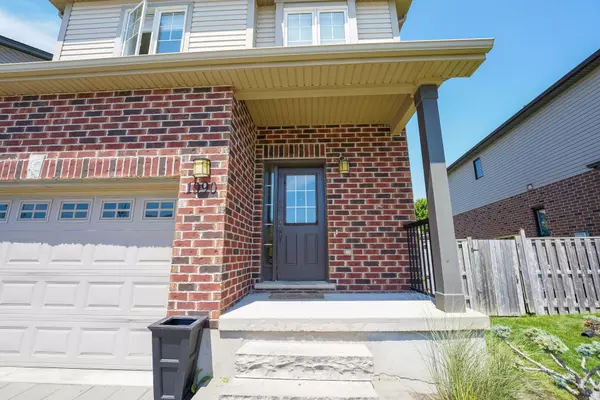 London North, ON N6H 0E9,1090 Oakcrossing RD