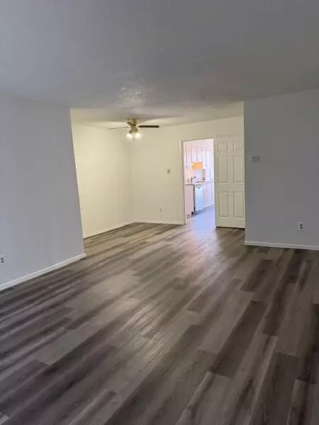 7921 Cliffbrook Drive #252, Dallas, TX 75254